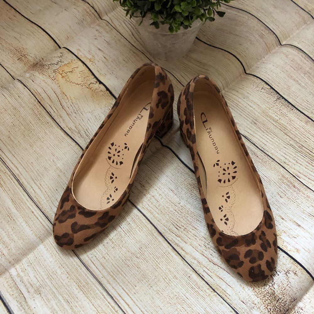 CL BY LAUNDRY Classy Evening Leopard Pumps